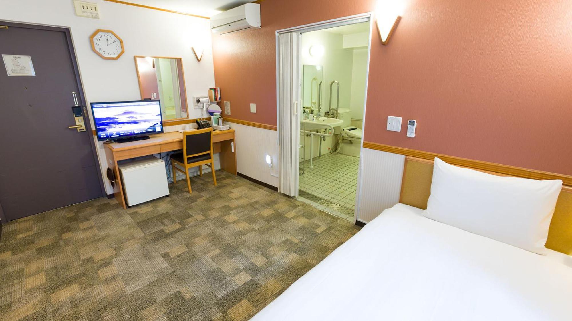 Toyoko Inn Yokohama Sakuragicho Rom bilde