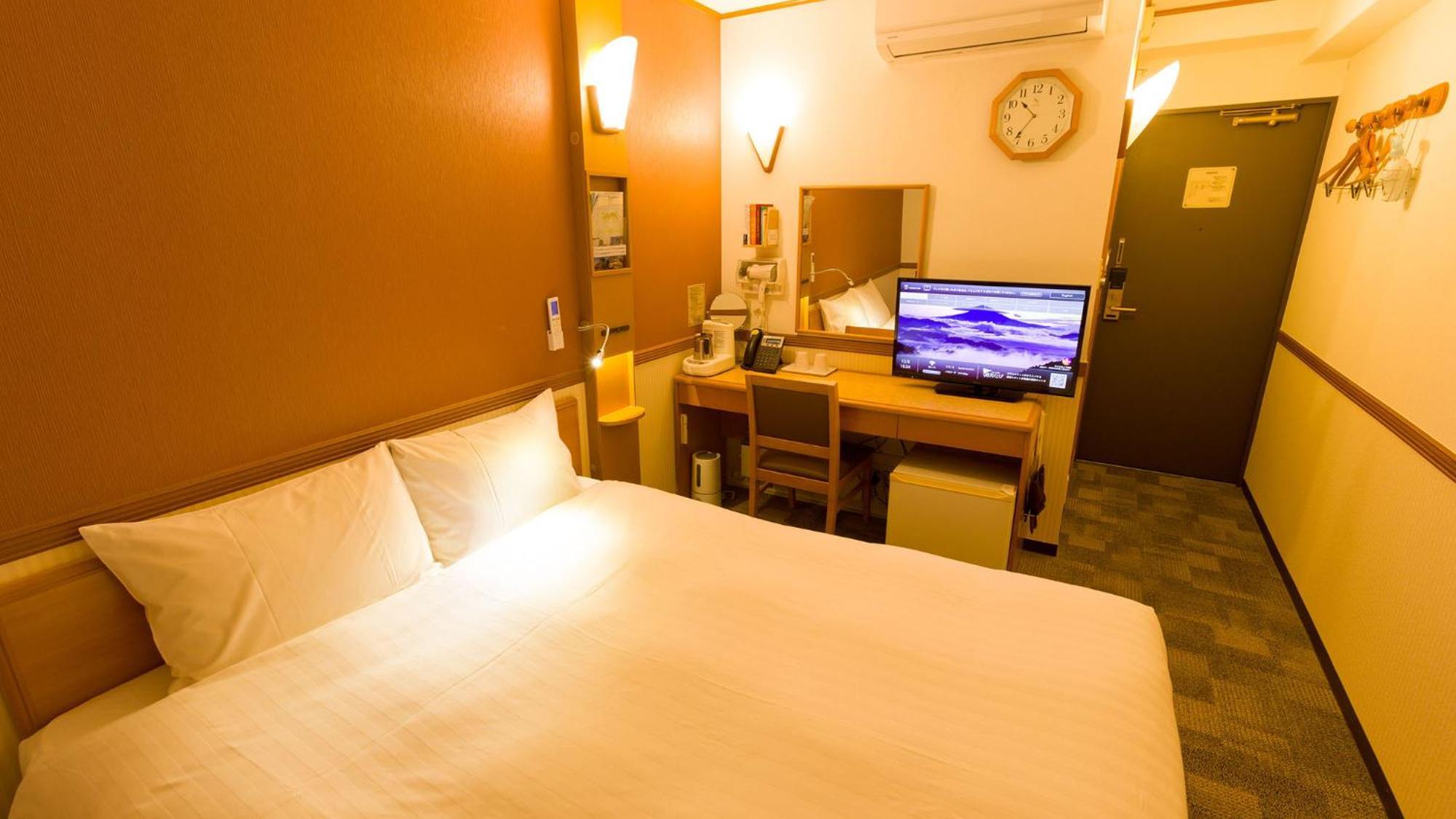 Toyoko Inn Yokohama Sakuragicho Rom bilde