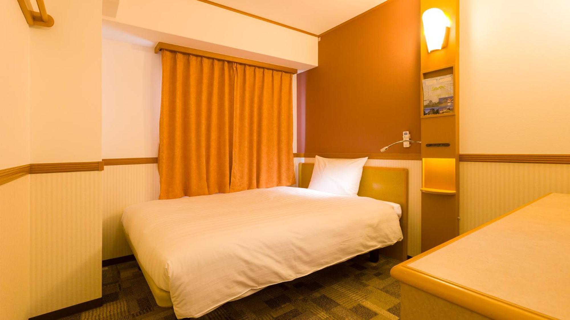 Toyoko Inn Yokohama Sakuragicho Rom bilde